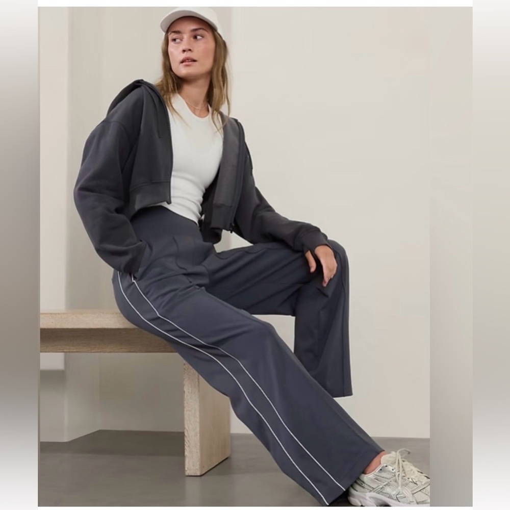 Athleta Charcoal Gray Wide-Leg Track Pants with White Piping